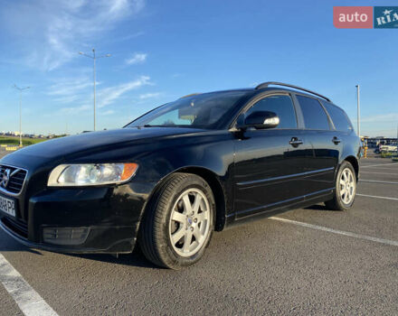 Вольво В50 2010 в Львове на Automoto.ua Черный Вольво В50, объемом двигателя 1.56 л и пробегом 278 тыс. км за 7500 $, фото 12 на Automoto.ua