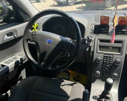 Чорний Вольво V50, об'ємом двигуна 1.6 л та пробігом 214 тис. км за 8300 $, фото 13 на Automoto.ua