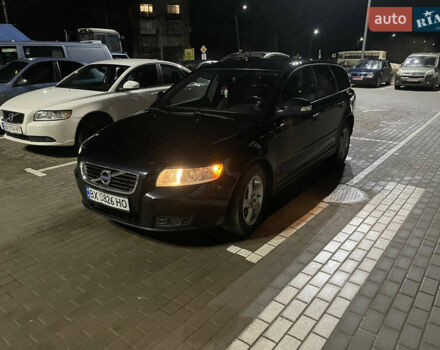 Чорний Вольво V50, об'ємом двигуна 1.6 л та пробігом 268 тис. км за 8200 $, фото 1 на Automoto.ua
