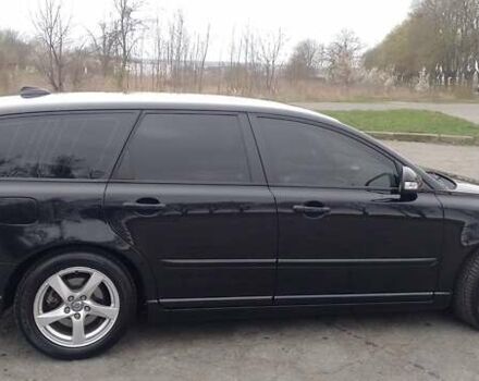 Черный Вольво В50, объемом двигателя 1.6 л и пробегом 280 тыс. км за 6500 $, фото 3 на Automoto.ua