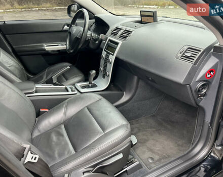 Чорний Вольво V50, об'ємом двигуна 2 л та пробігом 268 тис. км за 10250 $, фото 23 на Automoto.ua