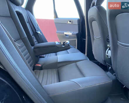 Черный Вольво В50, объемом двигателя 2 л и пробегом 279 тыс. км за 9400 $, фото 55 на Automoto.ua