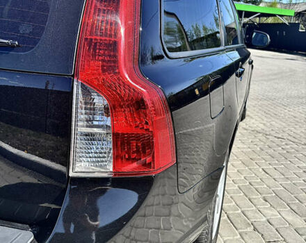 Черный Вольво В50, объемом двигателя 1.6 л и пробегом 263 тыс. км за 8100 $, фото 3 на Automoto.ua