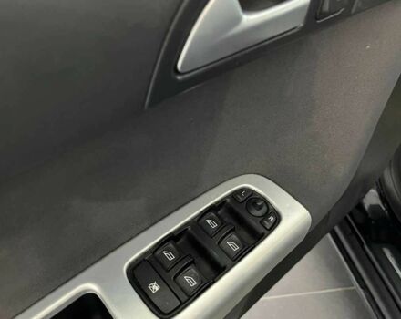 Чорний Вольво V50, об'ємом двигуна 1.6 л та пробігом 270 тис. км за 7000 $, фото 10 на Automoto.ua