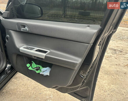 Вольво В50 2010 в Запорожье на Automoto.ua Черный Вольво В50, объемом двигателя 1.56 л и пробегом 269 тыс. км за 7000 $, фото 6 на Automoto.ua