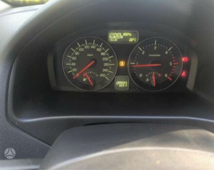 Черный Вольво В50, объемом двигателя 1.6 л и пробегом 285 тыс. км за 6500 $, фото 2 на Automoto.ua