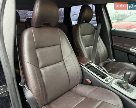 Черный Вольво В50, объемом двигателя 1.6 л и пробегом 263 тыс. км за 6999 $, фото 15 на Automoto.ua