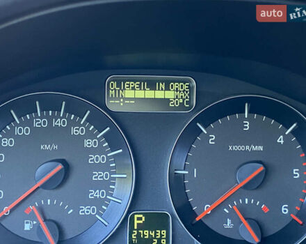 Черный Вольво В50, объемом двигателя 2 л и пробегом 279 тыс. км за 9400 $, фото 49 на Automoto.ua