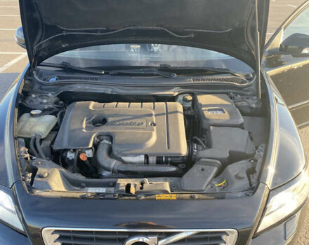 Вольво В50 2010 в Львове на Automoto.ua Черный Вольво В50, объемом двигателя 1.56 л и пробегом 278 тыс. км за 7500 $, фото 11 на Automoto.ua