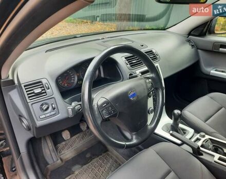 Чорний Вольво V50, об'ємом двигуна 1.6 л та пробігом 261 тис. км за 7770 $, фото 37 на Automoto.ua