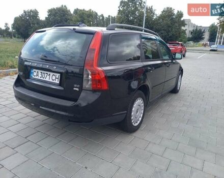 Черный Вольво В50, объемом двигателя 1.6 л и пробегом 169 тыс. км за 7950 $, фото 5 на Automoto.ua