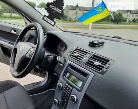 Чорний Вольво V50, об'ємом двигуна 2 л та пробігом 181 тис. км за 7099 $, фото 21 на Automoto.ua