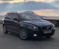 Черный Вольво В50, объемом двигателя 1.6 л и пробегом 285 тыс. км за 8100 $, фото 1 на Automoto.ua