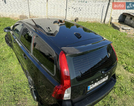 Чорний Вольво V50, об'ємом двигуна 1.98 л та пробігом 265 тис. км за 8000 $, фото 41 на Automoto.ua