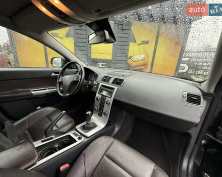 Черный Вольво В50, объемом двигателя 1.6 л и пробегом 263 тыс. км за 6999 $, фото 16 на Automoto.ua