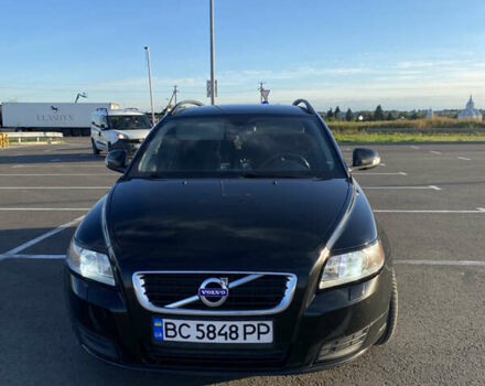 Вольво В50 2010 в Львове на Automoto.ua Черный Вольво В50, объемом двигателя 1.56 л и пробегом 278 тыс. км за 7500 $, фото 1 на Automoto.ua