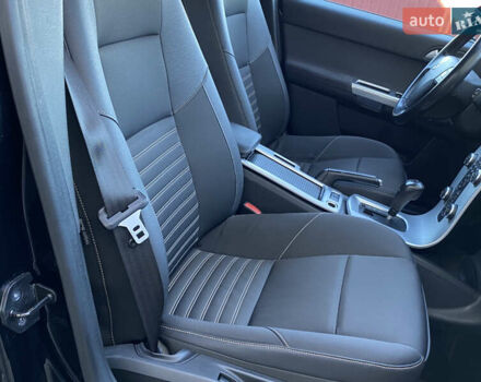 Чорний Вольво V50, об'ємом двигуна 2 л та пробігом 279 тис. км за 9400 $, фото 40 на Automoto.ua