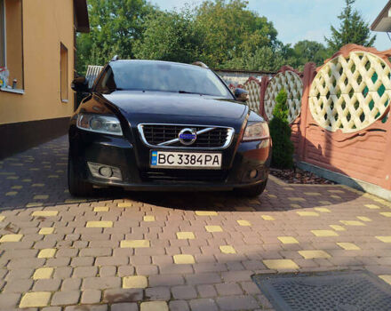Черный Вольво В50, объемом двигателя 1.6 л и пробегом 233 тыс. км за 7300 $, фото 12 на Automoto.ua
