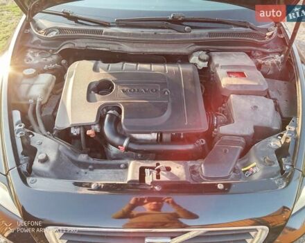 Черный Вольво В50, объемом двигателя 1.6 л и пробегом 186 тыс. км за 6700 $, фото 6 на Automoto.ua