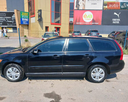 Черный Вольво В50, объемом двигателя 1.56 л и пробегом 230 тыс. км за 6200 $, фото 3 на Automoto.ua