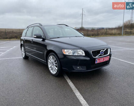 Чорний Вольво V50, об'ємом двигуна 1.6 л та пробігом 252 тис. км за 7950 $, фото 2 на Automoto.ua