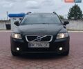 Черный Вольво В50, объемом двигателя 1.56 л и пробегом 250 тыс. км за 6999 $, фото 1 на Automoto.ua