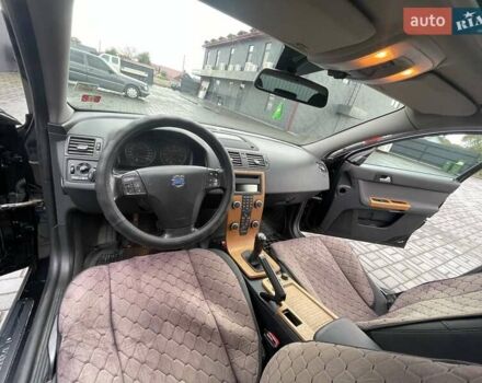 Чорний Вольво V50, об'ємом двигуна 1.56 л та пробігом 238 тис. км за 7500 $, фото 15 на Automoto.ua