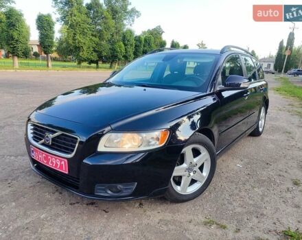 Черный Вольво В50, объемом двигателя 1.6 л и пробегом 201 тыс. км за 8500 $, фото 29 на Automoto.ua