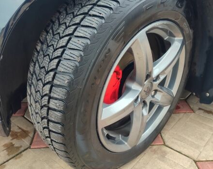 Черный Вольво В50, объемом двигателя 1.6 л и пробегом 202 тыс. км за 8500 $, фото 3 на Automoto.ua