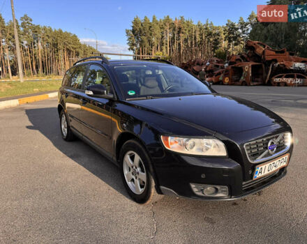 Черный Вольво В50, объемом двигателя 1.56 л и пробегом 250 тыс. км за 6500 $, фото 3 на Automoto.ua