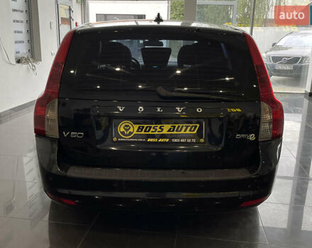 Вольво В50 2010 в Львове на Automoto.ua Черный Вольво В50, объемом двигателя 1.56 л и пробегом 270 тыс. км за 7000 $, фото 5 на Automoto.ua