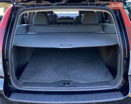 Чорний Вольво V50, об'ємом двигуна 2 л та пробігом 279 тис. км за 9400 $, фото 66 на Automoto.ua