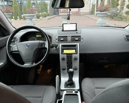 Чорний Вольво V50, об'ємом двигуна 1.6 л та пробігом 233 тис. км за 7799 $, фото 32 на Automoto.ua