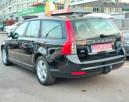 Черный Вольво В50, объемом двигателя 1.6 л и пробегом 201 тыс. км за 8300 $, фото 3 на Automoto.ua