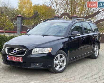 Чорний Вольво V50, об'ємом двигуна 2 л та пробігом 279 тис. км за 9400 $, фото 7 на Automoto.ua