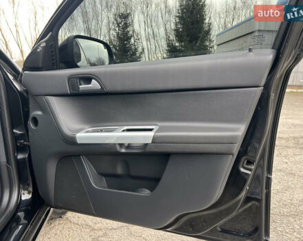 Чорний Вольво V50, об'ємом двигуна 2 л та пробігом 268 тис. км за 10250 $, фото 29 на Automoto.ua