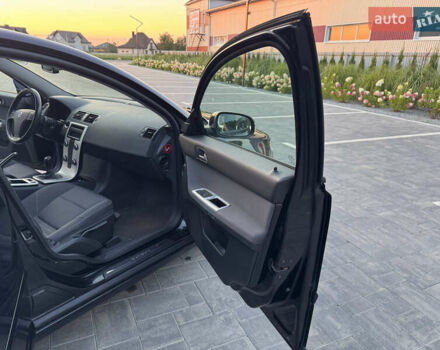 Чорний Вольво V50, об'ємом двигуна 1.6 л та пробігом 237 тис. км за 7300 $, фото 12 на Automoto.ua