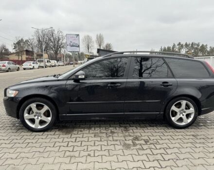 Черный Вольво В50, объемом двигателя 1.6 л и пробегом 240 тыс. км за 6750 $, фото 5 на Automoto.ua