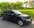 Черный Вольво В50, объемом двигателя 1.56 л и пробегом 325 тыс. км за 6500 $, фото 1 на Automoto.ua