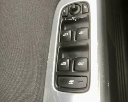 Черный Вольво В50, объемом двигателя 1.56 л и пробегом 257 тыс. км за 7700 $, фото 13 на Automoto.ua