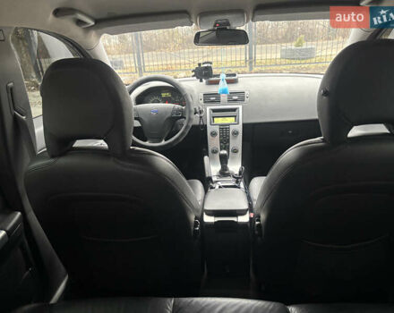 Вольво В50 2010 в Запорожье на Automoto.ua Черный Вольво В50, объемом двигателя 1.56 л и пробегом 269 тыс. км за 7000 $, фото 7 на Automoto.ua