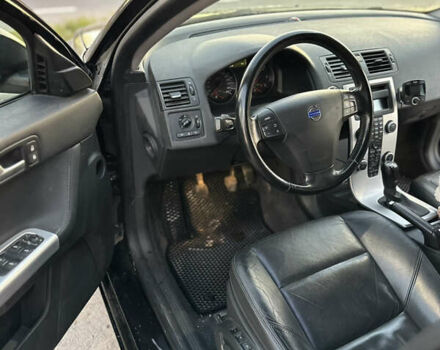 Черный Вольво В50, объемом двигателя 1.56 л и пробегом 146 тыс. км за 7800 $, фото 8 на Automoto.ua