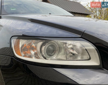 Черный Вольво В50, объемом двигателя 2 л и пробегом 279 тыс. км за 9400 $, фото 23 на Automoto.ua