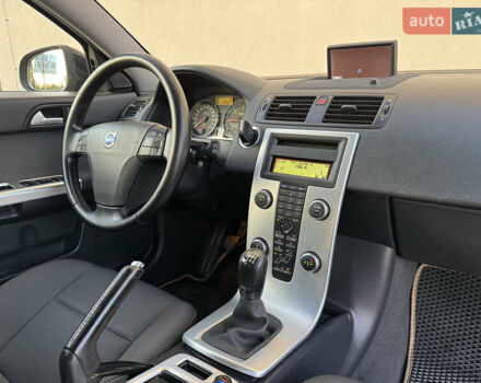 Черный Вольво В50, объемом двигателя 1.6 л и пробегом 225 тыс. км за 7450 $, фото 56 на Automoto.ua