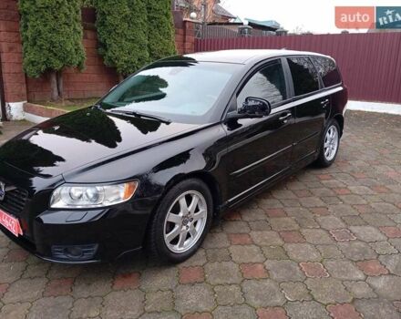 Чорний Вольво V50, об'ємом двигуна 0 л та пробігом 220 тис. км за 7400 $, фото 1 на Automoto.ua