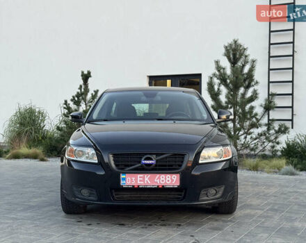 Чорний Вольво V50, об'ємом двигуна 1.6 л та пробігом 237 тис. км за 7300 $, фото 1 на Automoto.ua