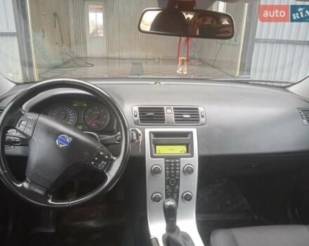 Чорний Вольво V50, об'ємом двигуна 1.56 л та пробігом 262 тис. км за 7799 $, фото 6 на Automoto.ua