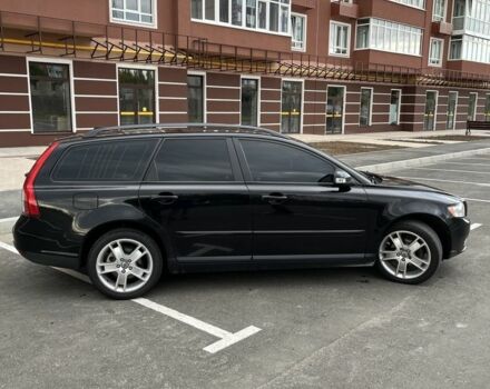 Черный Вольво В50, объемом двигателя 1.6 л и пробегом 324 тыс. км за 6500 $, фото 3 на Automoto.ua