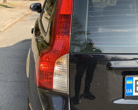 Черный Вольво В50, объемом двигателя 1.56 л и пробегом 270 тыс. км за 8100 $, фото 10 на Automoto.ua