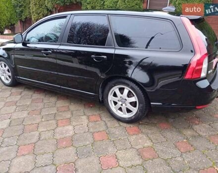 Чорний Вольво V50, об'ємом двигуна 0 л та пробігом 220 тис. км за 7400 $, фото 3 на Automoto.ua